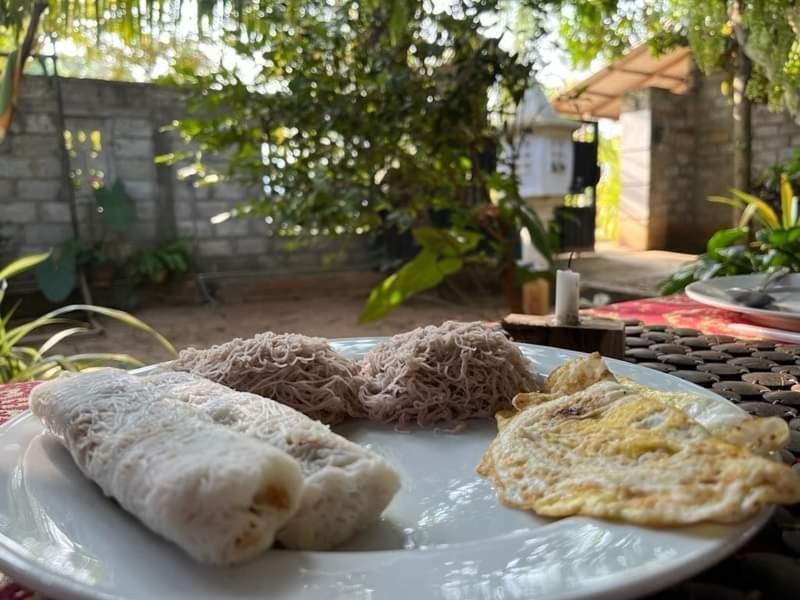 Lake Front Yala Safari カタラガマ エクステリア 写真